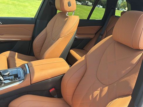 Used 2023 BMW X5 xDrive40i AWD/4WD image 29