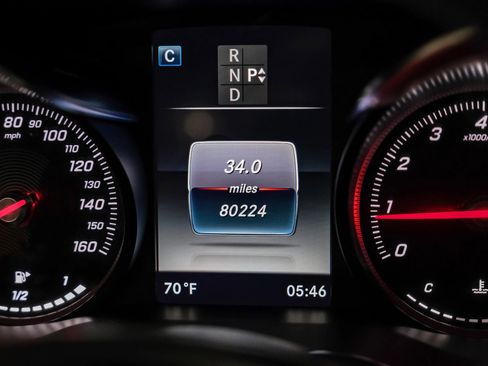 Used 2018 Mercedes-Benz C 300 Sedan image 18