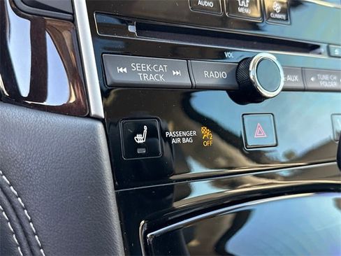 Used 2018 INFINITI Q50 Luxe w/ Essential Package (3.0T Luxe) image 27