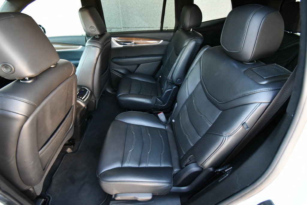 Used 2021 Cadillac XT6 Sport w/ Platinum Package AWD/4WD image 17