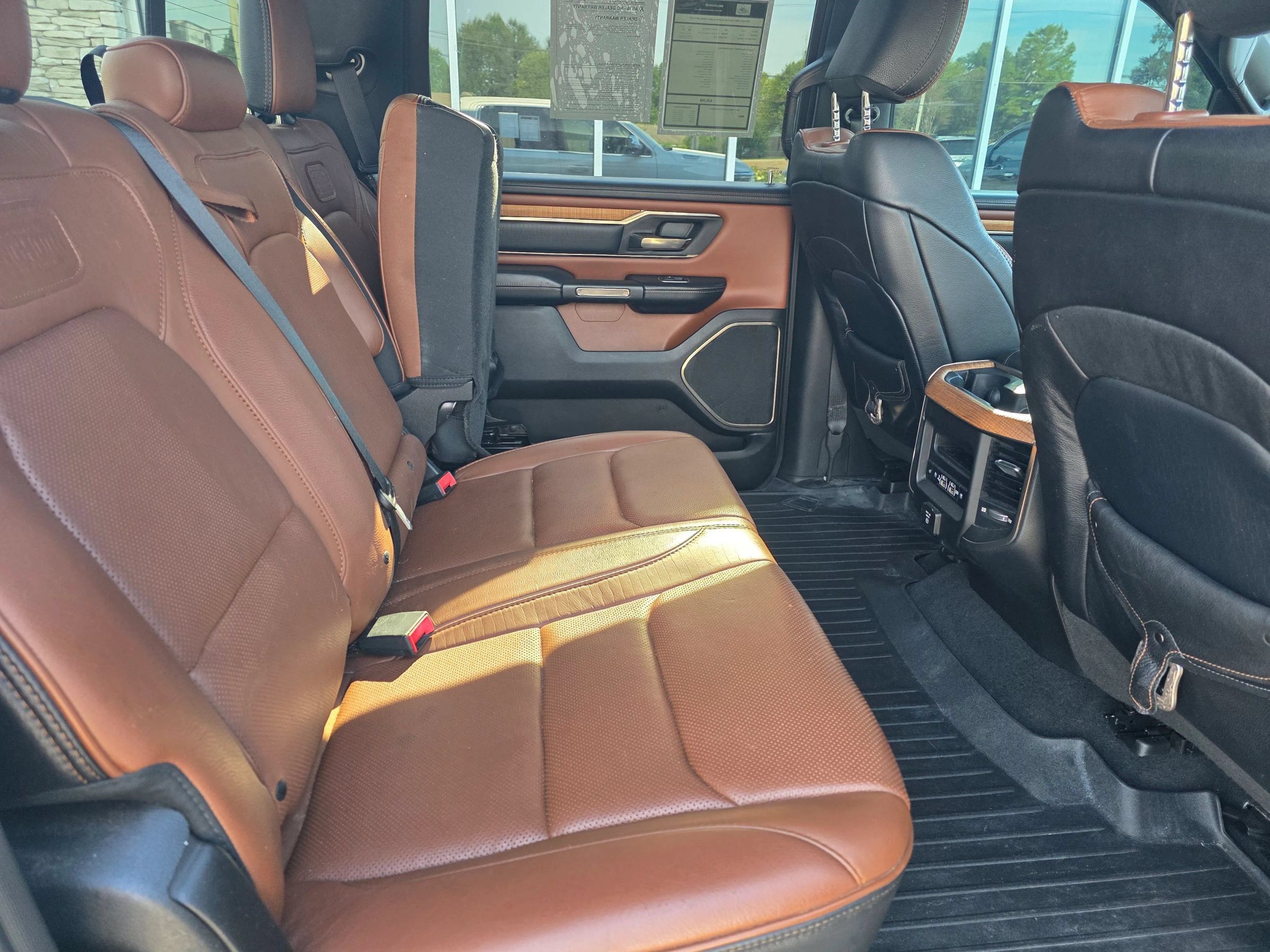 Used 2019 RAM 1500 Limited AWD/4WD image 9
