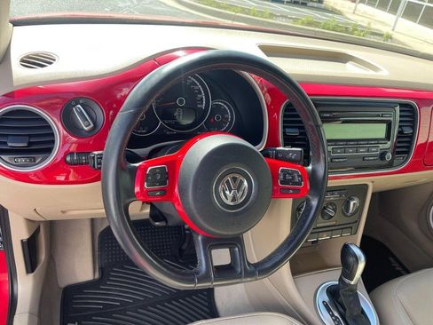 Used 2015 Volkswagen Beetle 1.8T FWD image 14