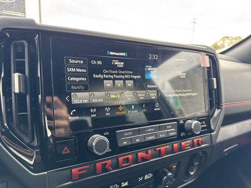 New 2026 Nissan Frontier PRO-4X w/ Pro-4x Convenience Package image 14