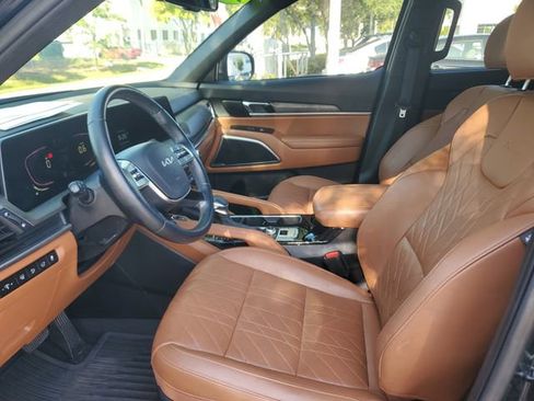 Certified 2024 Kia Telluride EX X-Line AWD/4WD image 16