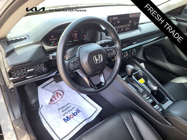 Used 2024 Honda Accord EX-L image 10