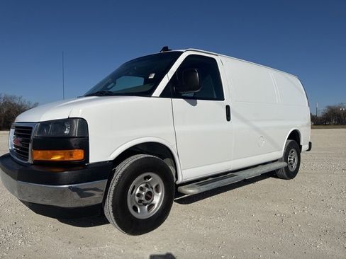 Used 2024 GMC Savana 2500 w/ Driver Convenience Package image 1