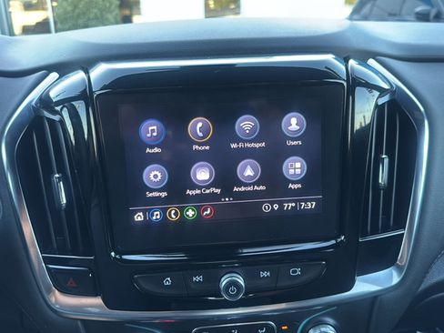 Used 2023 Chevrolet Traverse LT FWD image 36