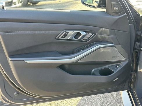 Used 2021 BMW M3 Competition w/ Executive Package image 21