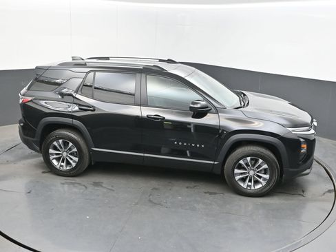 Used 2025 Chevrolet Equinox LT w/ Convenience Package II image 28