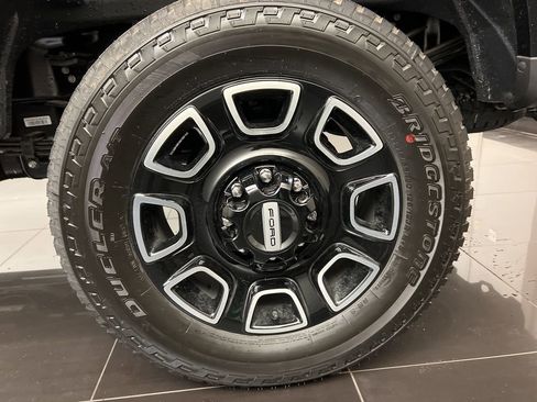 New 2025 Ford F250 Platinum image 7