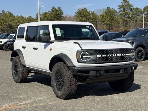 New 2026 Ford Bronco Badlands AWD/4WD image 2