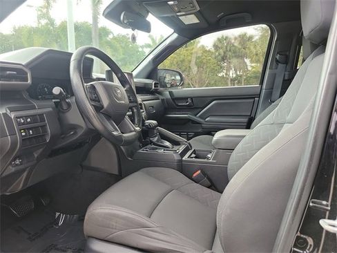 Used 2025 Toyota Tacoma SR image 11