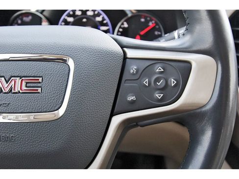 Used 2020 GMC Acadia Denali w/ Denali Ultimate Package AWD/4WD image 16