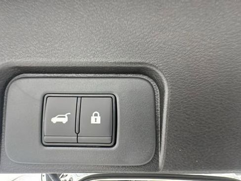 New 2026 Nissan Rogue SV image 16