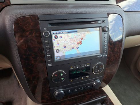 Used 2013 GMC Yukon Denali AWD/4WD image 26