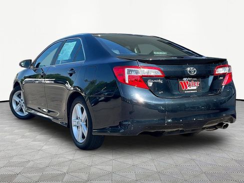 Used 2013 Toyota Camry SE FWD image 4