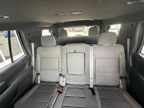 Used 2021 Chevrolet Tahoe 2WD w/ Remote Keyless Entry Package image 8