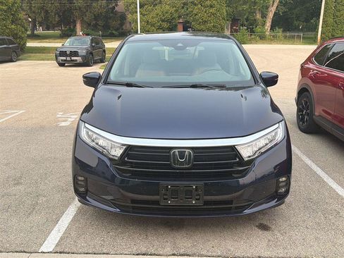 Used 2022 Honda Odyssey EX image 2