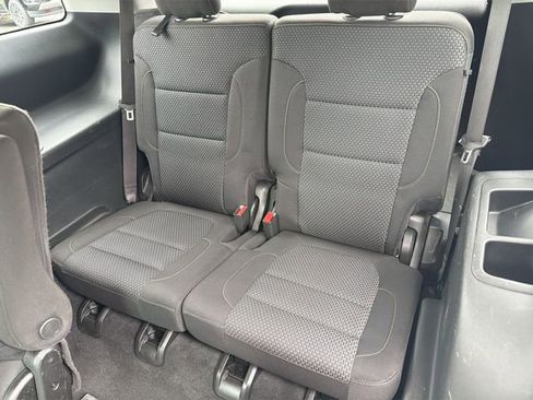Used 2021 GMC Acadia SLE w/ Driver Convenience Package FWD image 26