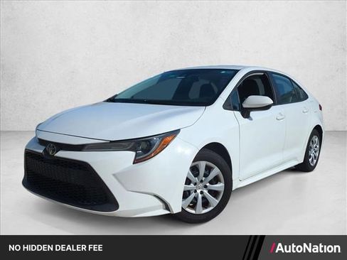 Used 2020 Toyota Corolla LE FWD image 1