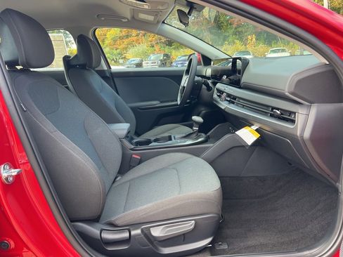 New 2025 Kia K4 LXS image 14