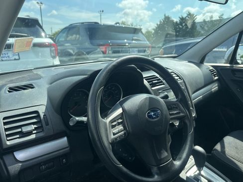 Used 2014 Subaru Forester 2.5i Premium w/ All-Weather Package AWD/4WD image 4