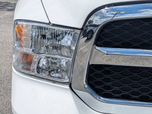 Used 2024 RAM 1500 Classic SLT AWD/4WD image 10