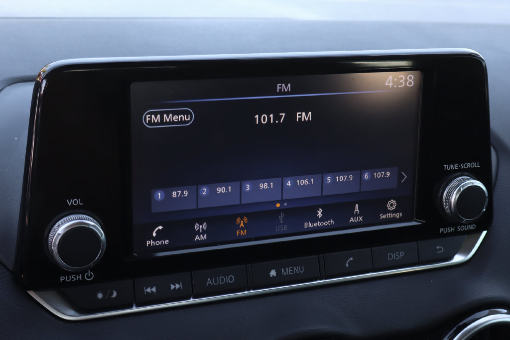 Used 2025 Nissan Sentra S FWD image 27