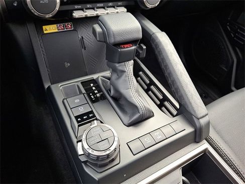 New 2025 Toyota 4Runner TRD Off-Road Premium image 7