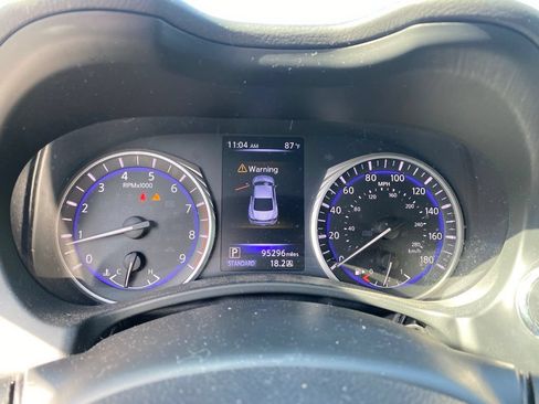 Used 2018 INFINITI Q60 3.0t Luxe w/ Sensory Package 3.0T Luxe AWD/4WD image 19