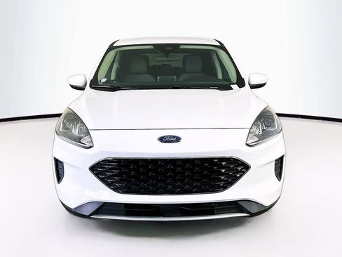 Certified 2020 Ford Escape SE image 6