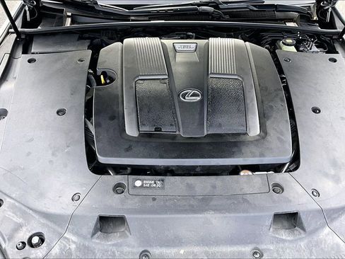 Used 2021 Lexus LS 500 F Sport w/ Accessory Package (Z2) image 30