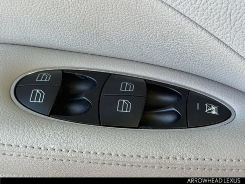 Used 2009 Mercedes-Benz E 350 Sedan image 9