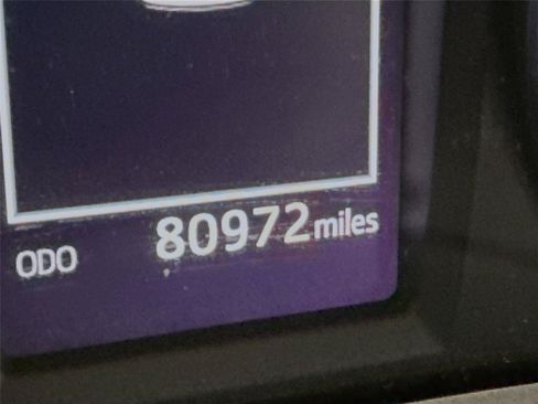 Used 2018 Toyota RAV4 XLE FWD image 14