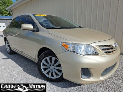 Used 2013 Toyota Corolla LE FWD image 1