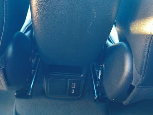 Used 2024 Buick Encore GX Sport Touring image 17