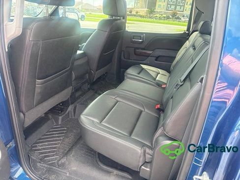 Used 2018 GMC Sierra 1500 SLT w/ SLT Premium Package AWD/4WD image 10