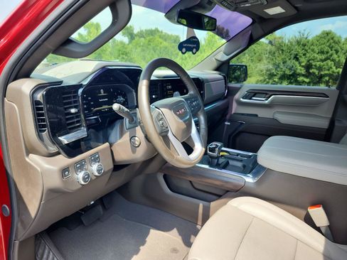 Certified 2024 GMC Sierra 1500 SLT w/ SLT Premium Plus Package AWD/4WD image 17
