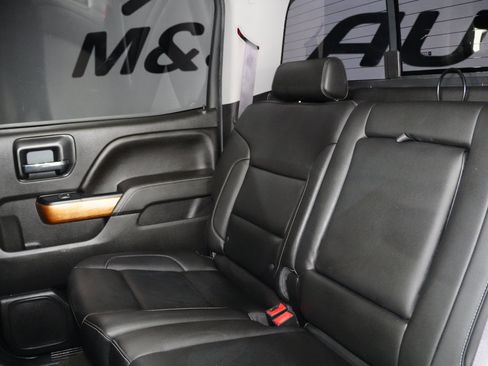 Used 2017 Chevrolet Silverado 1500 LTZ w/ Sport Package image 18