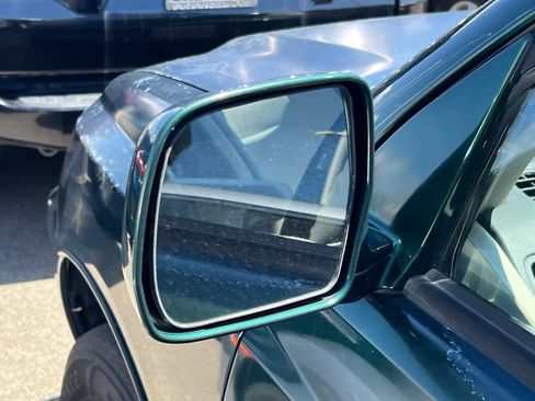 Used 2001 Toyota Highlander 4WD V6 image 8