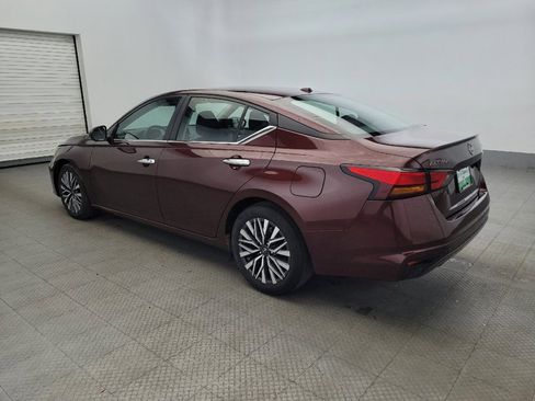 Used 2024 Nissan Altima 2.5 SV image 5