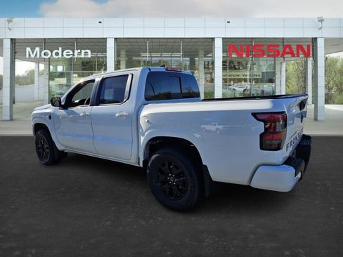 New 2026 Nissan Frontier SV image 5