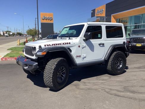 New 2025 Jeep Wrangler Rubicon w/ Xtreme 35 Tire Package image 5