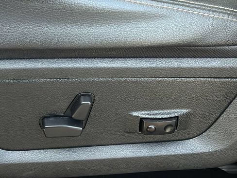 Used 2018 RAM 1500 Sport w/ Sport Premium Group AWD/4WD image 19