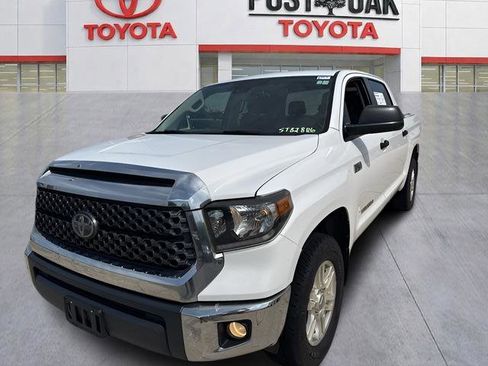 Used 2019 Toyota Tundra SR5 w/ SR5 Upgrade Package image 4