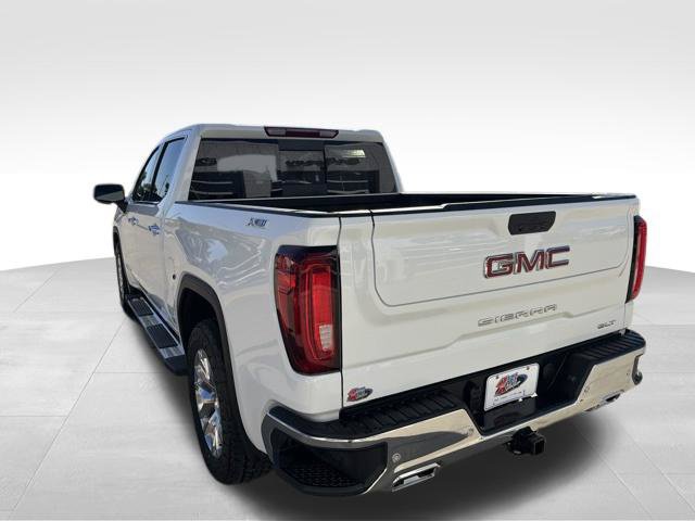 Used 2022 GMC Sierra 1500 SLT w/ SLT Premium Plus Package AWD/4WD image 3