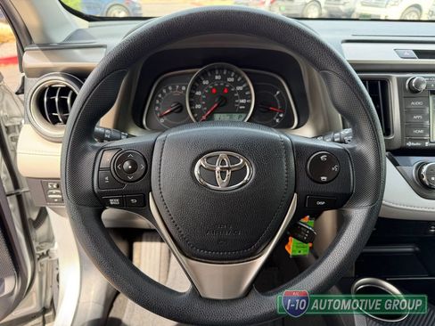 Used 2014 Toyota RAV4 XLE AWD/4WD image 18