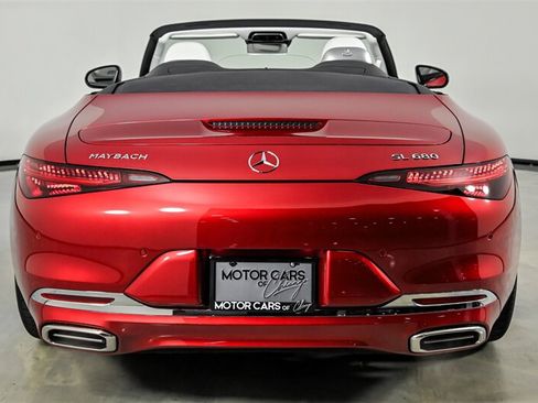 Used 2026 Mercedes-Benz Maybach SL 680 image 8