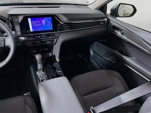 Certified 2025 Toyota Camry LE w/ Convenience Package image 20