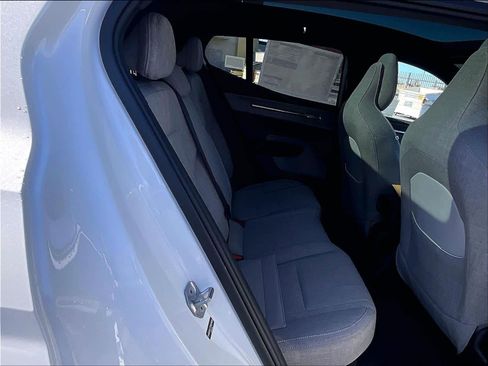 New 2026 Volvo EX30 Ultra w/ Protection Package Premier image 27